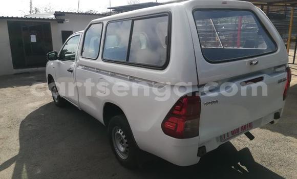 Buy Used Toyota Hilux White Car in Big Bend in Lubombo District Buy Used Toyota Hilux White Car in Big Bend in Lubombo District