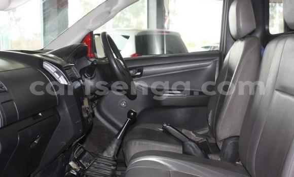 Nunua Ilio tumika Isuzu KB Red Gari ndani ya Big Bend nchini Lubombo Nunua Ilio tumika Isuzu KB Red Gari ndani ya Big Bend nchini Lubombo