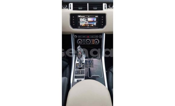 Buy Import Land Rover Range Rover White Car in Import - Dubai in Hhohho Buy Import Land Rover Range Rover White Car in Import - Dubai in Hhohho
