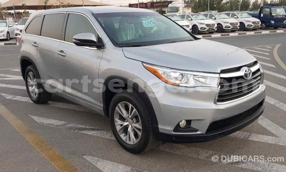Buy Import Toyota Highlander Other Car in Import - Dubai in Hhohho Buy Import Toyota Highlander Other Car in Import - Dubai in Hhohho