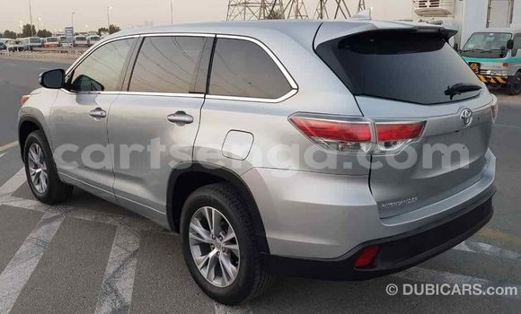 Buy Import Toyota Highlander Other Car in Import - Dubai in Hhohho Buy Import Toyota Highlander Other Car in Import - Dubai in Hhohho
