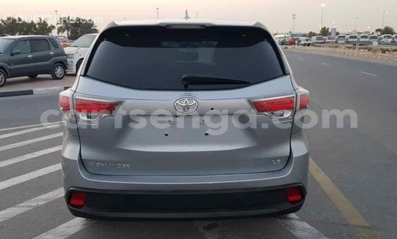 Buy Import Toyota Highlander Other Car in Import - Dubai in Hhohho Buy Import Toyota Highlander Other Car in Import - Dubai in Hhohho
