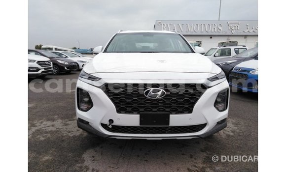 Buy Import Hyundai Santa Fe White Car in Import - Dubai in Hhohho Buy Import Hyundai Santa Fe White Car in Import - Dubai in Hhohho