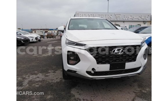 Buy Import Hyundai Santa Fe White Car in Import - Dubai in Hhohho Buy Import Hyundai Santa Fe White Car in Import - Dubai in Hhohho