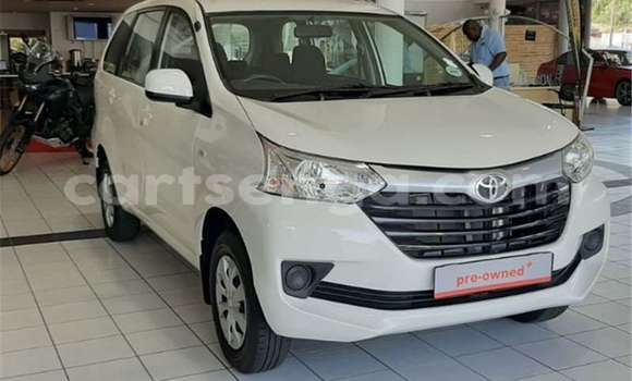 Nunua Ilio tumika Toyota Avanza White Gari ndani ya Manzini nchini Manzini Nunua Ilio tumika Toyota Avanza White Gari ndani ya Manzini nchini Manzini