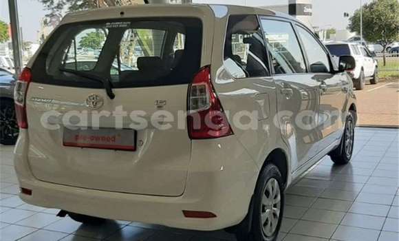Nunua Ilio tumika Toyota Avanza White Gari ndani ya Manzini nchini Manzini Nunua Ilio tumika Toyota Avanza White Gari ndani ya Manzini nchini Manzini