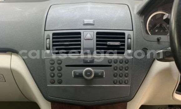 Nunua Ilio tumika Mercedes‒Benz C–Class White Gari ndani ya Ezulwini nchini Hhohho Nunua Ilio tumika Mercedes‒Benz C–Class White Gari ndani ya Ezulwini nchini Hhohho