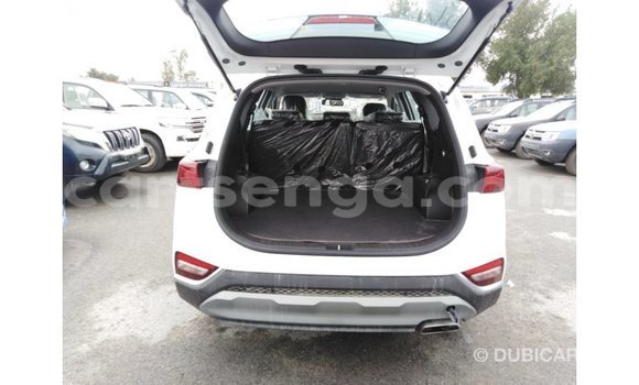 Buy Import Hyundai Santa Fe White Car in Import - Dubai in Hhohho Buy Import Hyundai Santa Fe White Car in Import - Dubai in Hhohho
