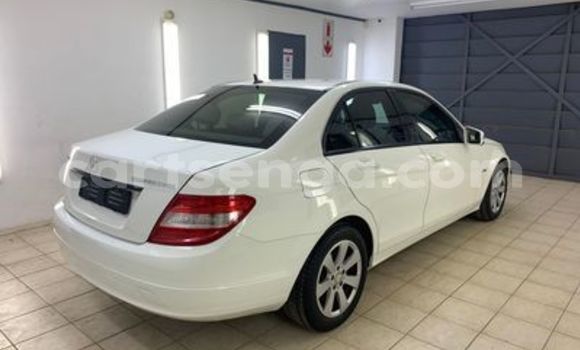 Nunua Ilio tumika Mercedes‒Benz C–Class White Gari ndani ya Ezulwini nchini Hhohho Nunua Ilio tumika Mercedes‒Benz C–Class White Gari ndani ya Ezulwini nchini Hhohho
