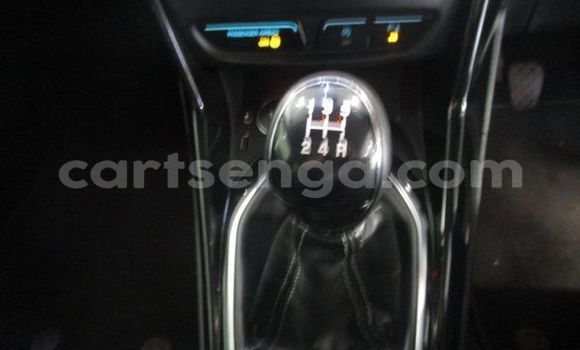 Buy Used Ford B-MAX White Car in Ezulwini in Hhohho Buy Used Ford B-MAX White Car in Ezulwini in Hhohho