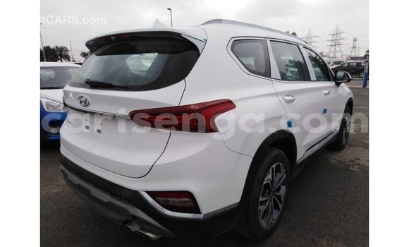 Buy Import Hyundai Santa Fe White Car in Import - Dubai in Hhohho Buy Import Hyundai Santa Fe White Car in Import - Dubai in Hhohho