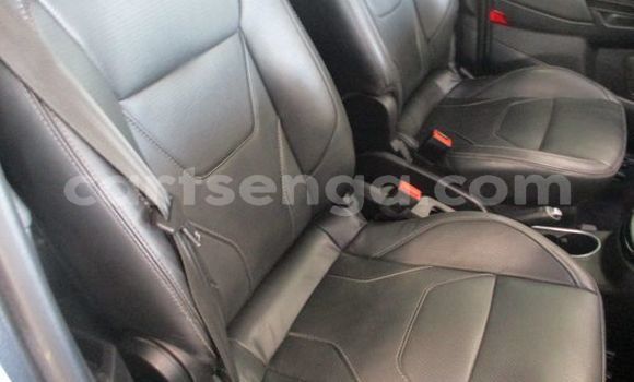 Buy Used Ford B-MAX White Car in Ezulwini in Hhohho Buy Used Ford B-MAX White Car in Ezulwini in Hhohho