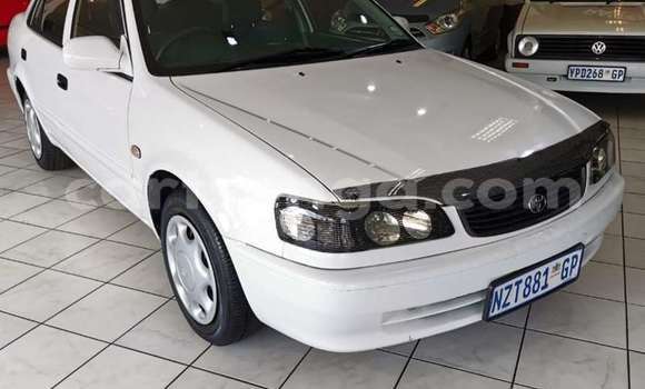 Nunua Ilio tumika Toyota Corolla White Gari ndani ya Manzini nchini Manzini Nunua Ilio tumika Toyota Corolla White Gari ndani ya Manzini nchini Manzini