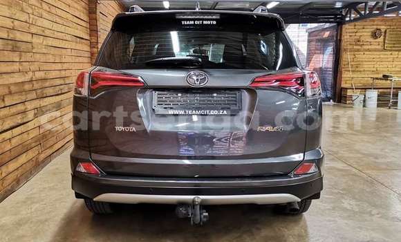 Nunua Ilio tumika Toyota RAV4 Other Gari ndani ya Manzini nchini Manzini Nunua Ilio tumika Toyota RAV4 Other Gari ndani ya Manzini nchini Manzini