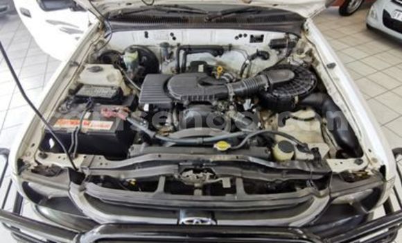 Buy Used Toyota Hilux White Car in Ezulwini in Hhohho Buy Used Toyota Hilux White Car in Ezulwini in Hhohho