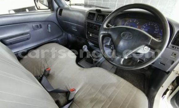 Buy Used Toyota Hilux White Car in Ezulwini in Hhohho Buy Used Toyota Hilux White Car in Ezulwini in Hhohho
