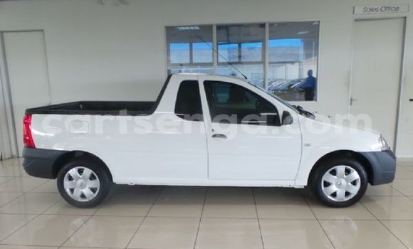 Nunua Ilio tumika Nissan NV200 White Gari ndani ya Mbabane nchini Manzini Nunua Ilio tumika Nissan NV200 White Gari ndani ya Mbabane nchini Manzini