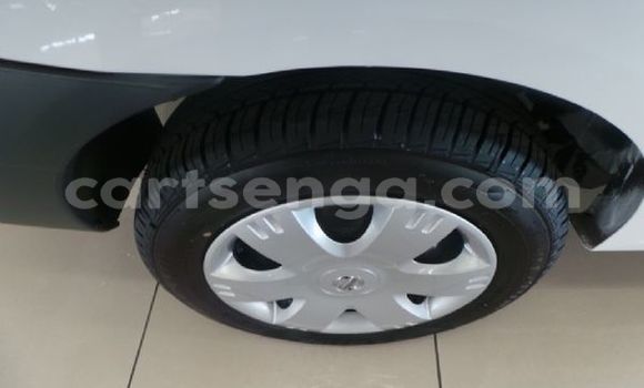 Nunua Ilio tumika Nissan NV200 White Gari ndani ya Mbabane nchini Manzini Nunua Ilio tumika Nissan NV200 White Gari ndani ya Mbabane nchini Manzini