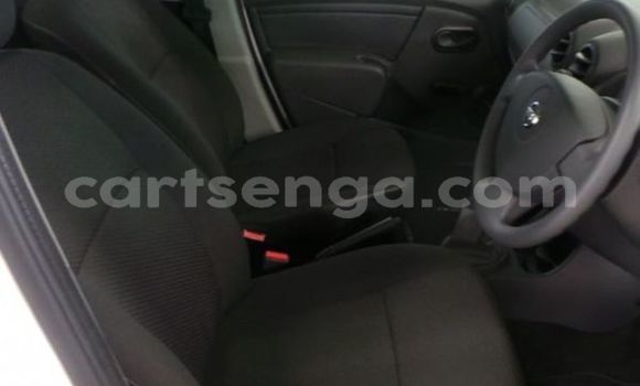 Nunua Ilio tumika Nissan NV200 White Gari ndani ya Mbabane nchini Manzini Nunua Ilio tumika Nissan NV200 White Gari ndani ya Mbabane nchini Manzini