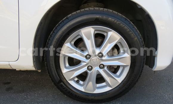 Nunua Ilio tumika Honda Jazz White Gari ndani ya Mbabane nchini Manzini Nunua Ilio tumika Honda Jazz White Gari ndani ya Mbabane nchini Manzini