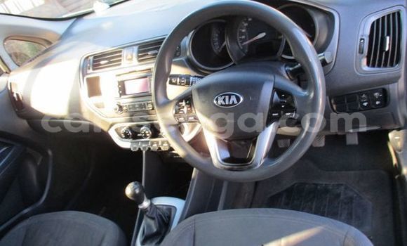 Nunua Ilio tumika Kia Rio Silver Gari ndani ya Mbabane nchini Manzini Nunua Ilio tumika Kia Rio Silver Gari ndani ya Mbabane nchini Manzini