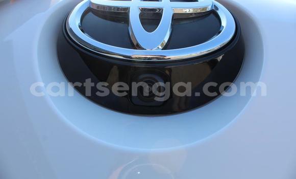 Nunua Ilio tumika Toyota Corolla White Gari ndani ya Manzini nchini Manzini Nunua Ilio tumika Toyota Corolla White Gari ndani ya Manzini nchini Manzini