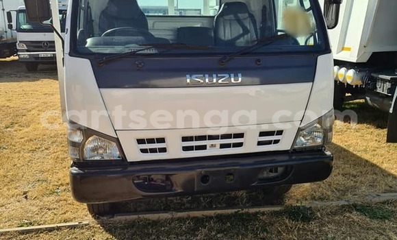 Nunua Ilio tumika Isuzu Bighorn White Lori ndani ya Manzini nchini Manzini
