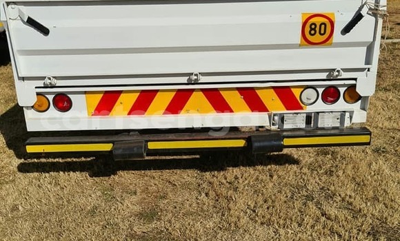 Buy Used Isuzu Bighorn White Truck in Manzini in Manzini Buy Used Isuzu Bighorn White Truck in Manzini in Manzini