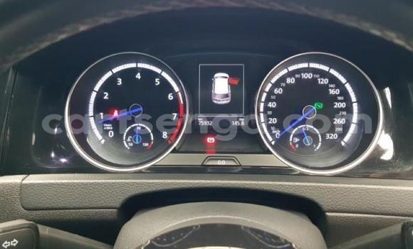 Nunua Ilio tumika Volkswagen Golf R Blue Gari ndani ya Manzini nchini Manzini Nunua Ilio tumika Volkswagen Golf R Blue Gari ndani ya Manzini nchini Manzini