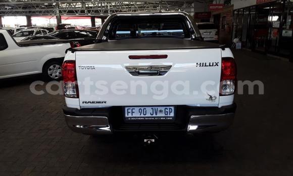 Buy Used Toyota Hilux White Car in Manzini in Manzini Buy Used Toyota Hilux White Car in Manzini in Manzini