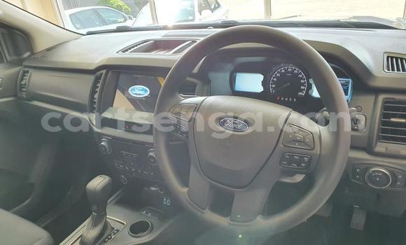 Acheter Occasion Voiture Ford Everest Blanc à Bulembu, Hhohho Acheter Occasion Voiture Ford Everest Blanc à Bulembu, Hhohho