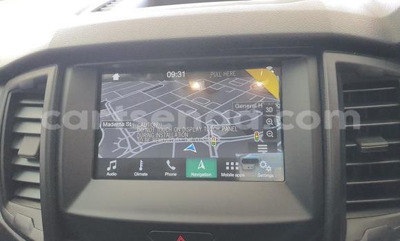 Buy Used Ford Everest White Car in Ezulwini in Hhohho Buy Used Ford Everest White Car in Ezulwini in Hhohho