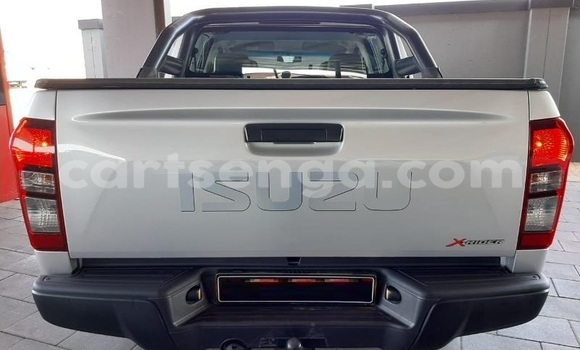 Buy Used Isuzu KB Silver Car in Ezulwini in Hhohho Buy Used Isuzu KB Silver Car in Ezulwini in Hhohho