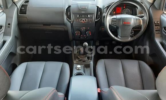 Buy Used Isuzu KB Silver Car in Ezulwini in Hhohho Buy Used Isuzu KB Silver Car in Ezulwini in Hhohho