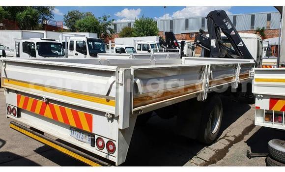 Acheter Occasion Voiture Isuzu Florian Blanc à Ezulwini, Hhohho Acheter Occasion Voiture Isuzu Florian Blanc à Ezulwini, Hhohho