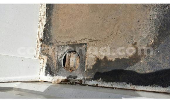 Acheter Occasion Voiture Isuzu Florian Blanc à Ezulwini, Hhohho Acheter Occasion Voiture Isuzu Florian Blanc à Ezulwini, Hhohho