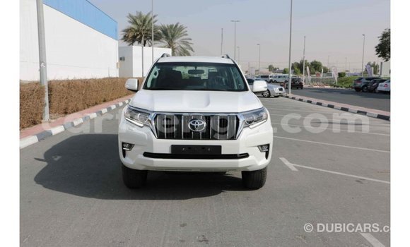 Acheter Import Voiture Toyota Prado Blanc à Import - Dubai, Hhohho Acheter Import Voiture Toyota Prado Blanc à Import - Dubai, Hhohho
