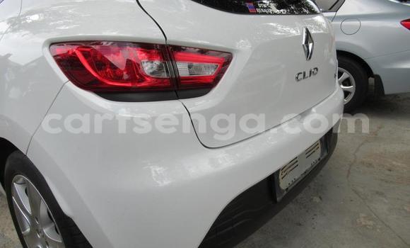Buy Used Renault Clio White Car in Manzini in Manzini Buy Used Renault Clio White Car in Manzini in Manzini