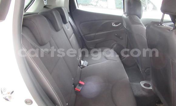 Buy Used Renault Clio White Car in Manzini in Manzini Buy Used Renault Clio White Car in Manzini in Manzini