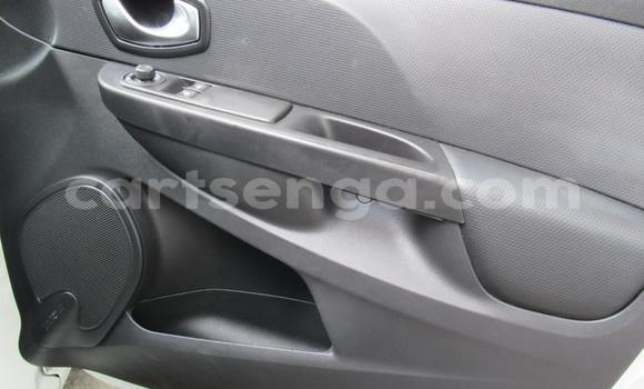 Buy Used Renault Clio White Car in Manzini in Manzini Buy Used Renault Clio White Car in Manzini in Manzini