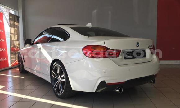 Nunua Ilio tumika BMW 1–Series White Gari ndani ya Manzini nchini Manzini Nunua Ilio tumika BMW 1–Series White Gari ndani ya Manzini nchini Manzini