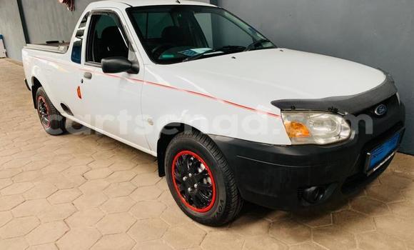 Buy Used Ford Bronco White Car in Manzini in Manzini Buy Used Ford Bronco White Car in Manzini in Manzini