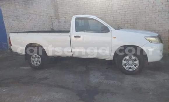 Acheter Occasion Voiture Toyota Hilux Blanc à Manzini, Manzini Acheter Occasion Voiture Toyota Hilux Blanc à Manzini, Manzini