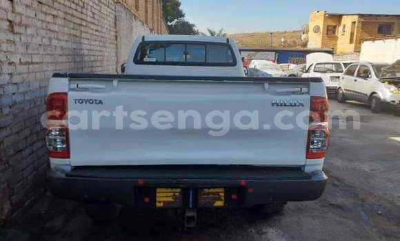 Acheter Occasion Voiture Toyota Hilux Blanc à Manzini, Manzini Acheter Occasion Voiture Toyota Hilux Blanc à Manzini, Manzini