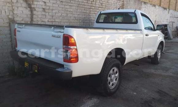 Acheter Occasion Voiture Toyota Hilux Blanc à Manzini, Manzini Acheter Occasion Voiture Toyota Hilux Blanc à Manzini, Manzini