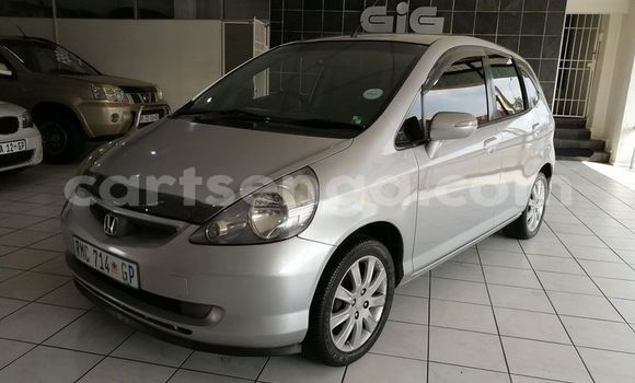 Nunua Ilio tumika Honda Jazz Silver Gari ndani ya Mbabane nchini Manzini Nunua Ilio tumika Honda Jazz Silver Gari ndani ya Mbabane nchini Manzini