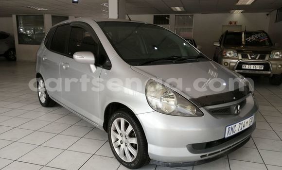 Nunua Ilio tumika Honda Jazz Silver Gari ndani ya Mbabane nchini Manzini Nunua Ilio tumika Honda Jazz Silver Gari ndani ya Mbabane nchini Manzini