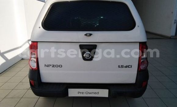 Nunua Ilio tumika Nissan NP 300 White Gari ndani ya Mbabane nchini Manzini Nunua Ilio tumika Nissan NP 300 White Gari ndani ya Mbabane nchini Manzini