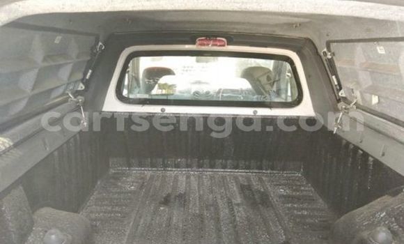 Nunua Ilio tumika Nissan NP 300 White Gari ndani ya Mbabane nchini Manzini Nunua Ilio tumika Nissan NP 300 White Gari ndani ya Mbabane nchini Manzini