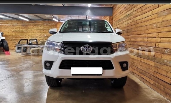Acheter Occasion Voiture Toyota Hilux Blanc à Ezulwini, Hhohho Acheter Occasion Voiture Toyota Hilux Blanc à Ezulwini, Hhohho